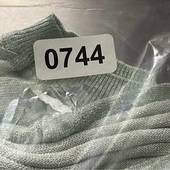 Ted Baker green silver metallic v-neck sweater vest top lightweight stretch S - Picture 9 of 9